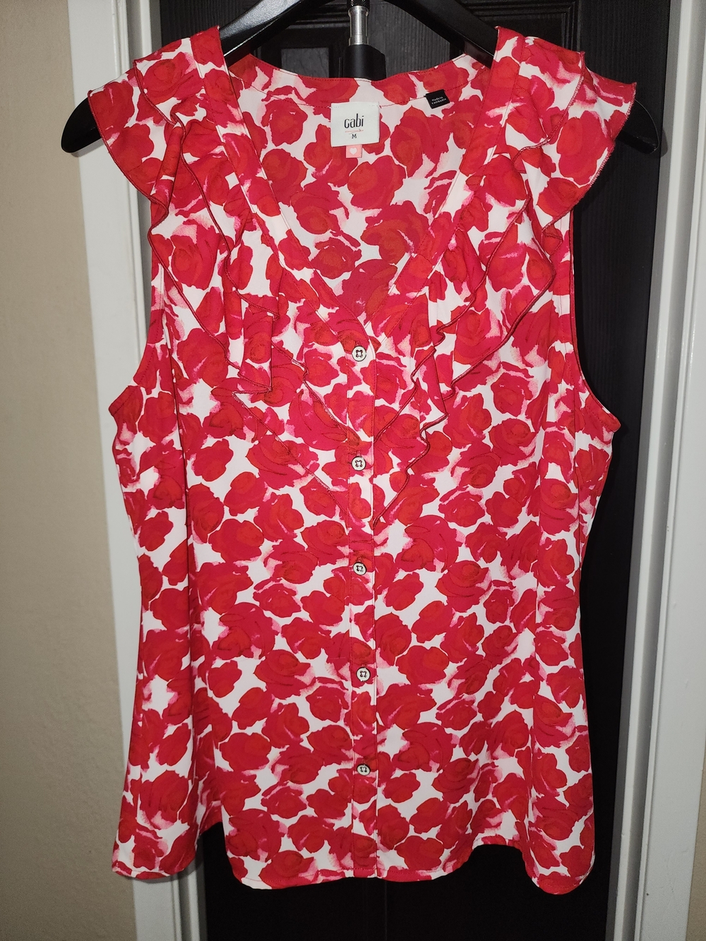 CAbi Red and White Floral Ruffle Button-Front Sleeveless Top